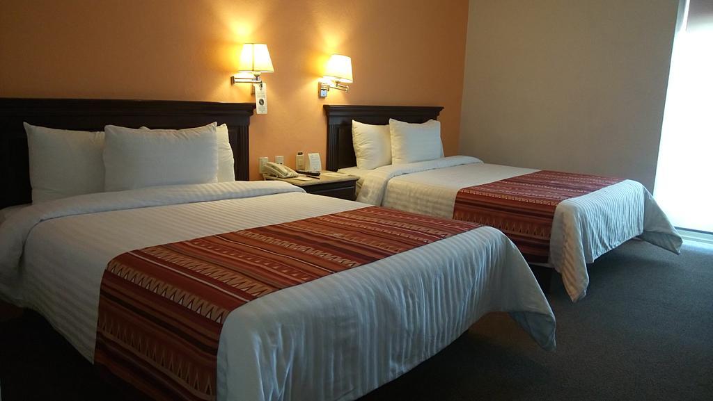 Hg Hotel Zapopan Eksteriør billede