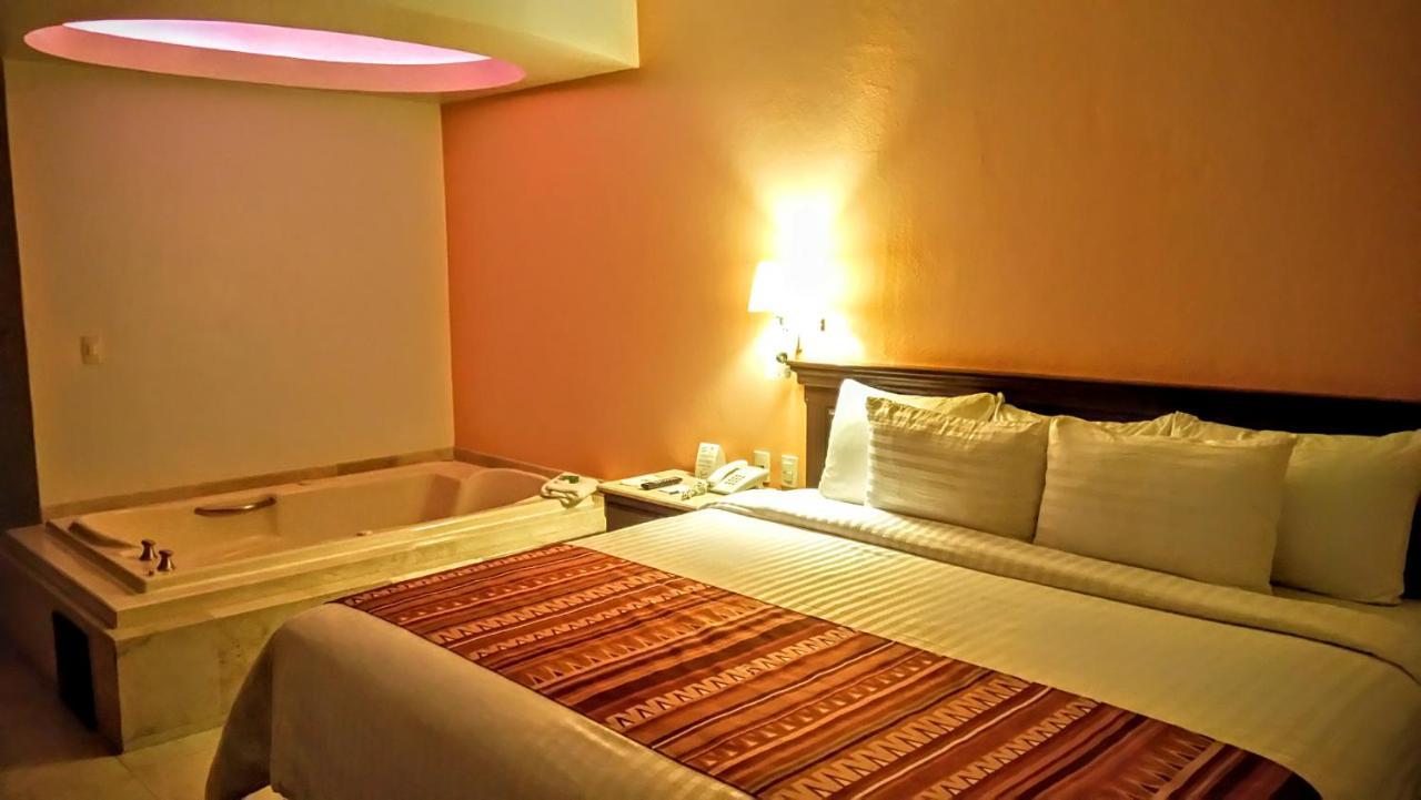 Hg Hotel Zapopan Eksteriør billede